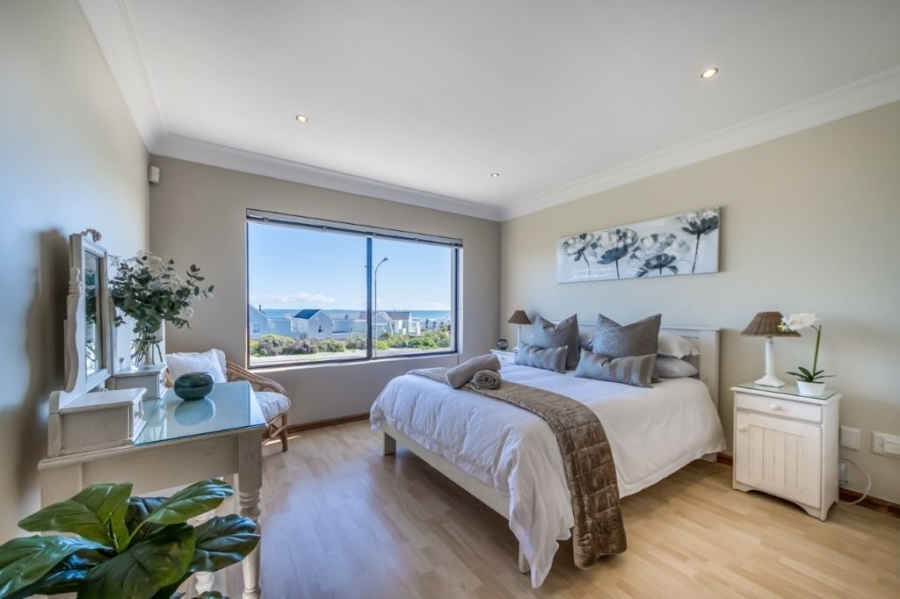 To Let 2 Bedroom Property for Rent in Big Bay Western Cape